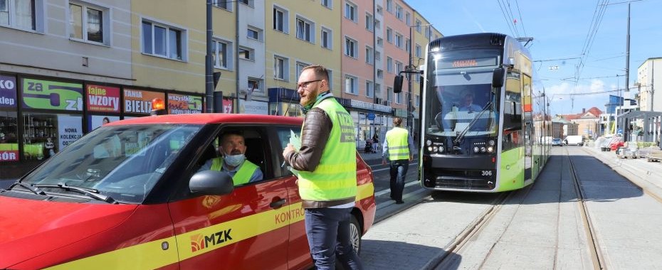 Jeszcze bez pasażerów. Przejazdy techniczne Twistów